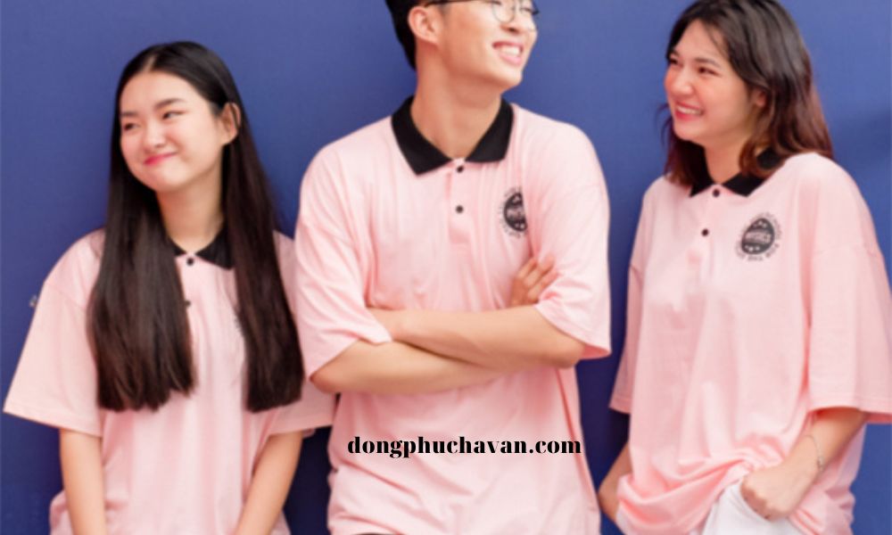 may-dong-phuc-nhom-lop-o-di-an-gia-re.jpg