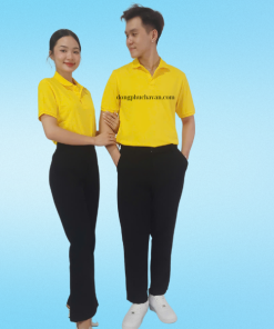 Aó thun trơn cổ trụ màu vàng