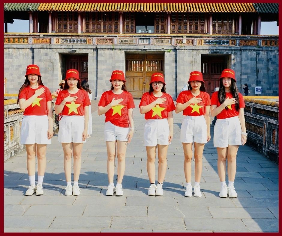 Áo Cờ Đỏ Sao Vàng Giá Rẻ Tại Hà Nội - Chất Lượng Đảm Bảo